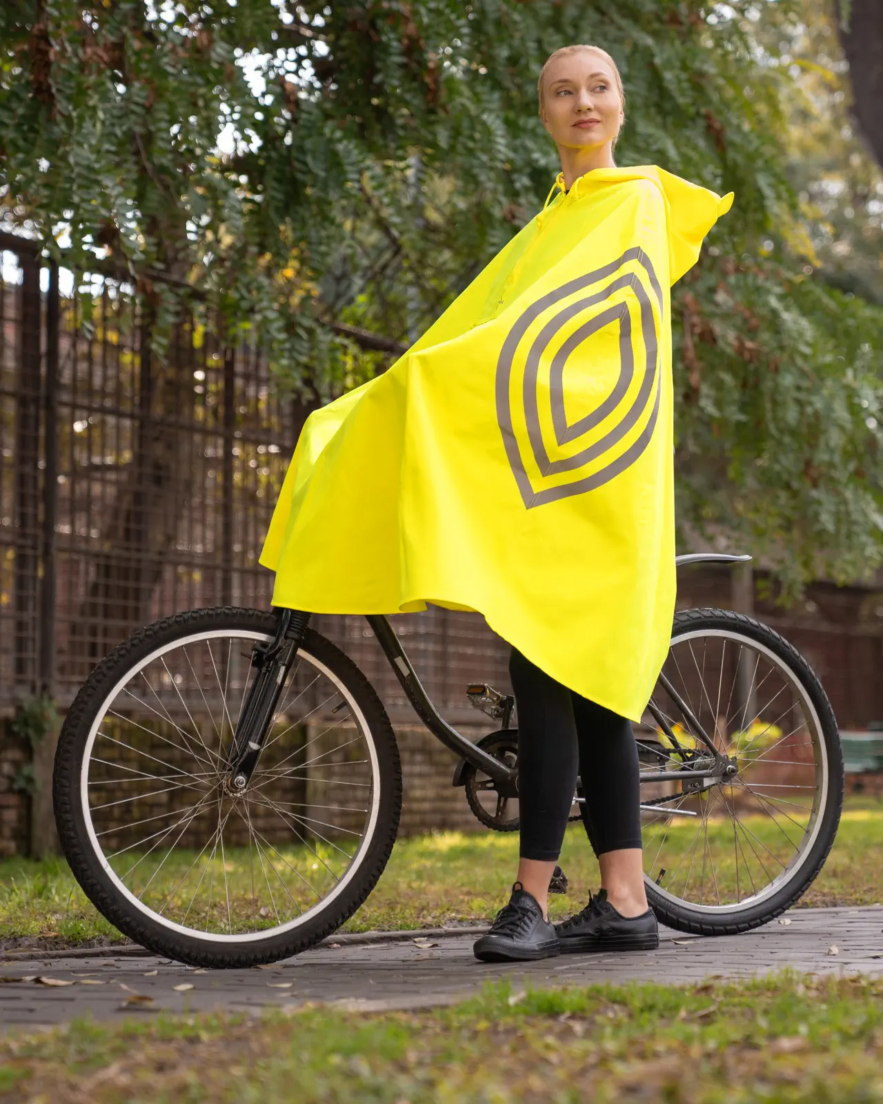korntex-kxrnp-super-premium-rain-poncho-rotterdam-signalyellow-model-0 Korntex Regenponcho Rotterdam