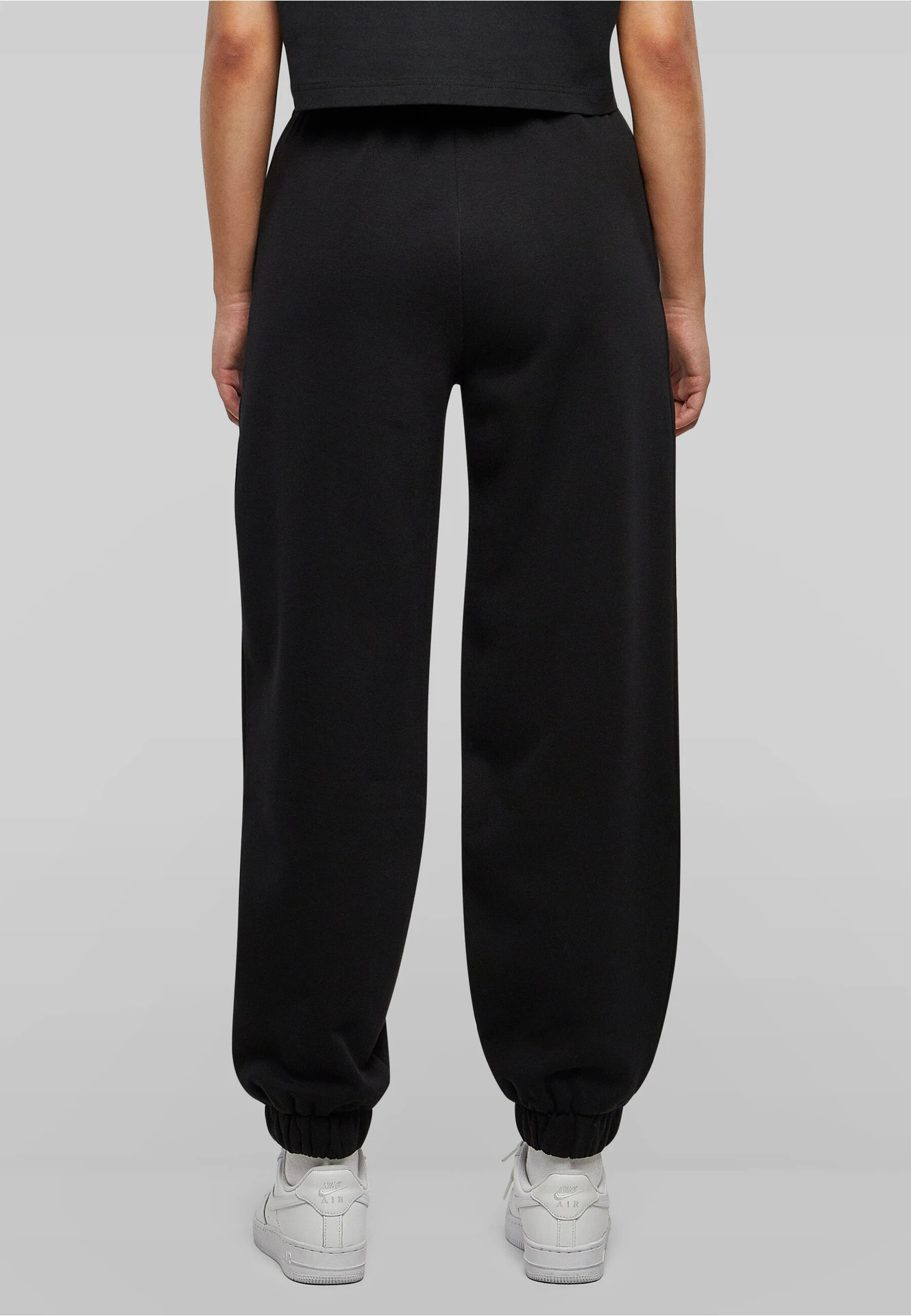 BYB-BY265-ladies-high-waist-ballon-sweat-pants-black-model-2 Build Your Brand Ladies High Waist Ballon Sweat Pants