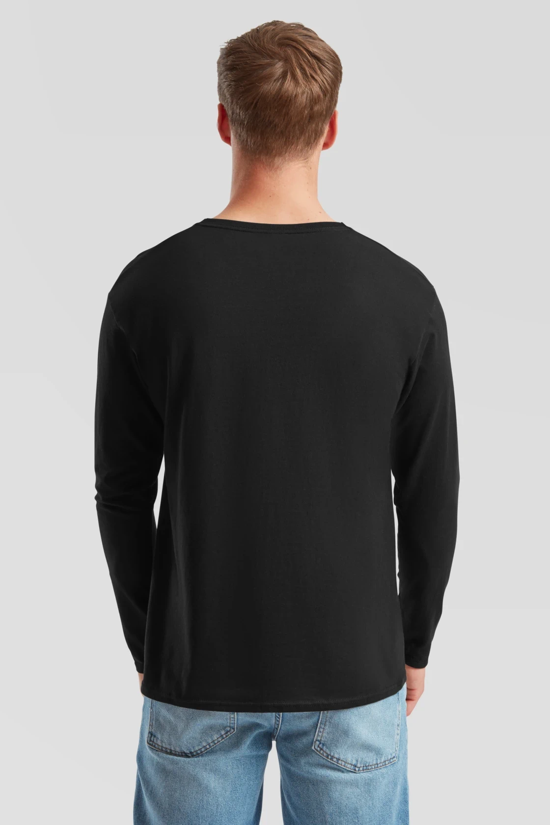 fruit-of-the-loom-61-446-0-iconic-150-long-sleeve-t-shirt-black-model-2 F.O.L. Iconic 150 Classic Long Sleeve T