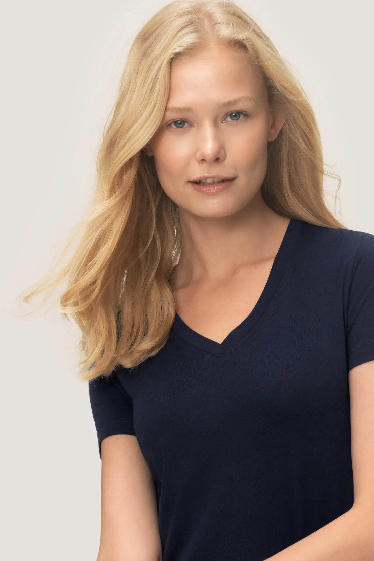 HAKRO Damen-V-Shirt 172 Stretch