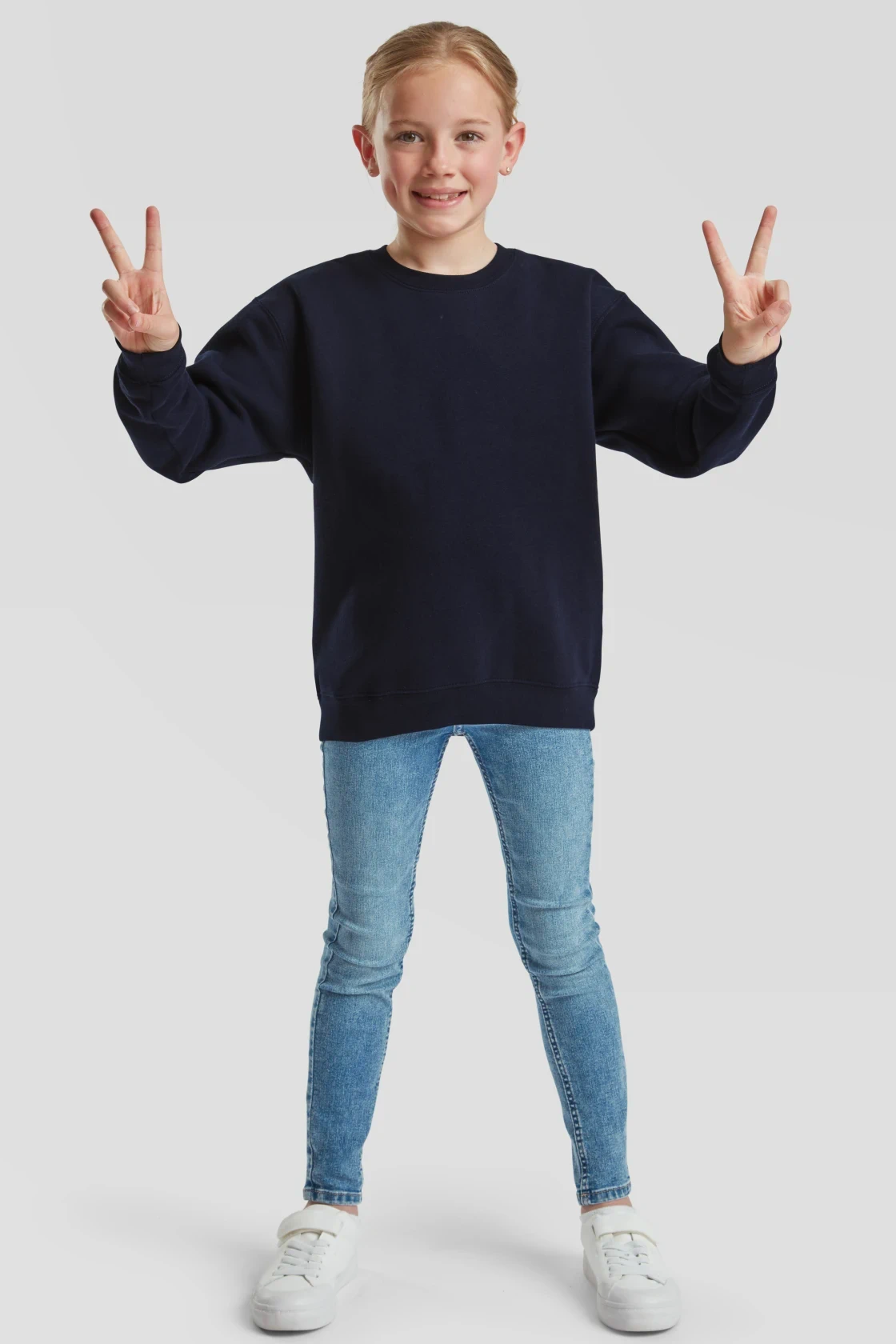 fruit-of-the-loom-62-031-0-kids-premium-set-in-sweatshirt-deepnavy-model-3 F.O.L. Premium Set-In Sweat Kids