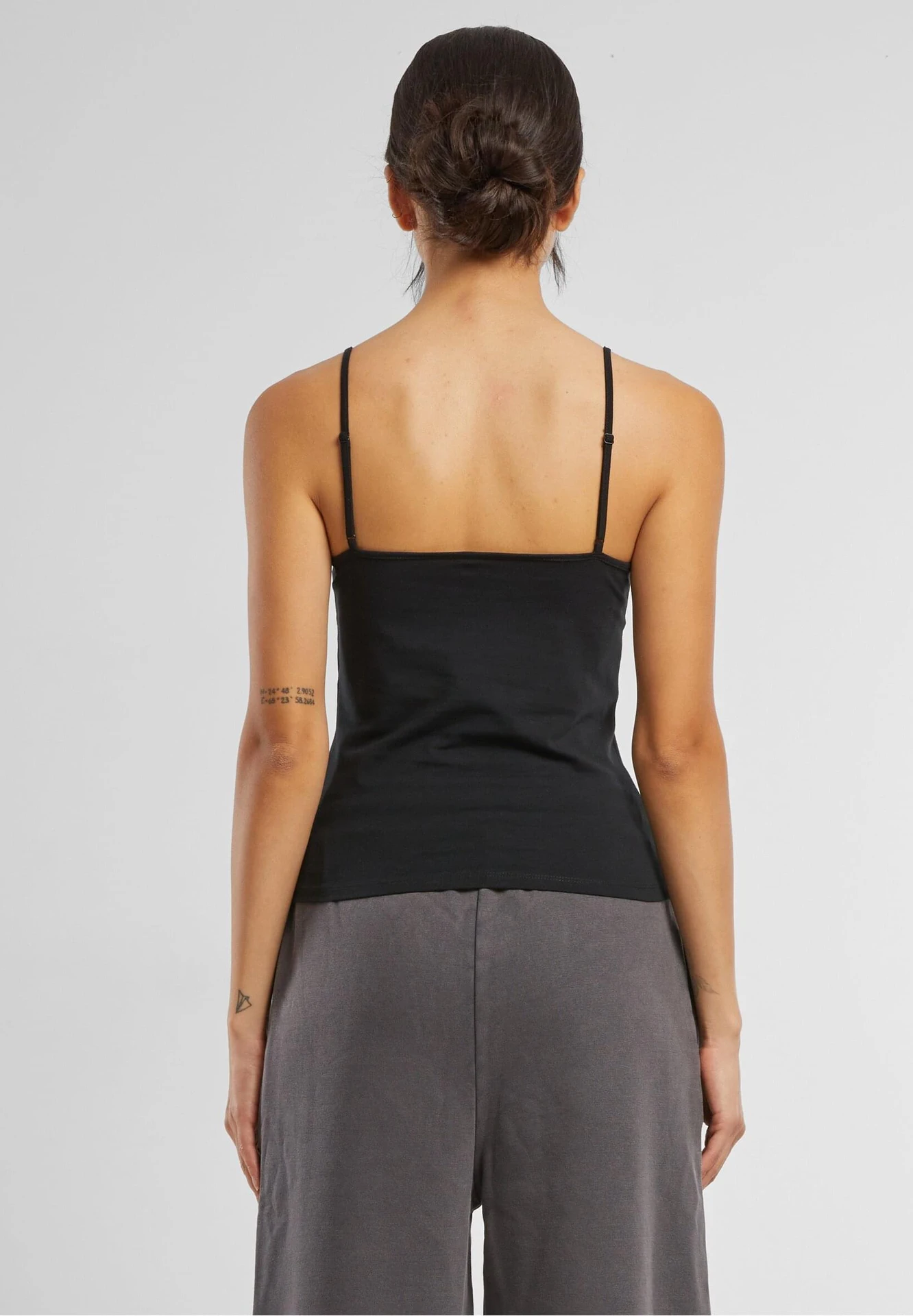 BYB-BY314-ladies-stretch-jersey-short-slim-top-black-model-2 Build Your Brand Ladies Stretch Jersey Short Slim Top