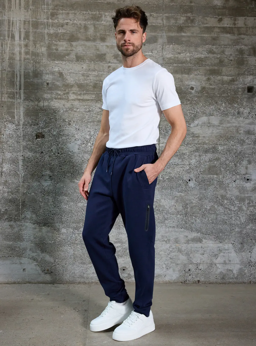 JN8047-mens-pants-interlock-navy-model-2 James & Nicholson Men´s Pants Interlock