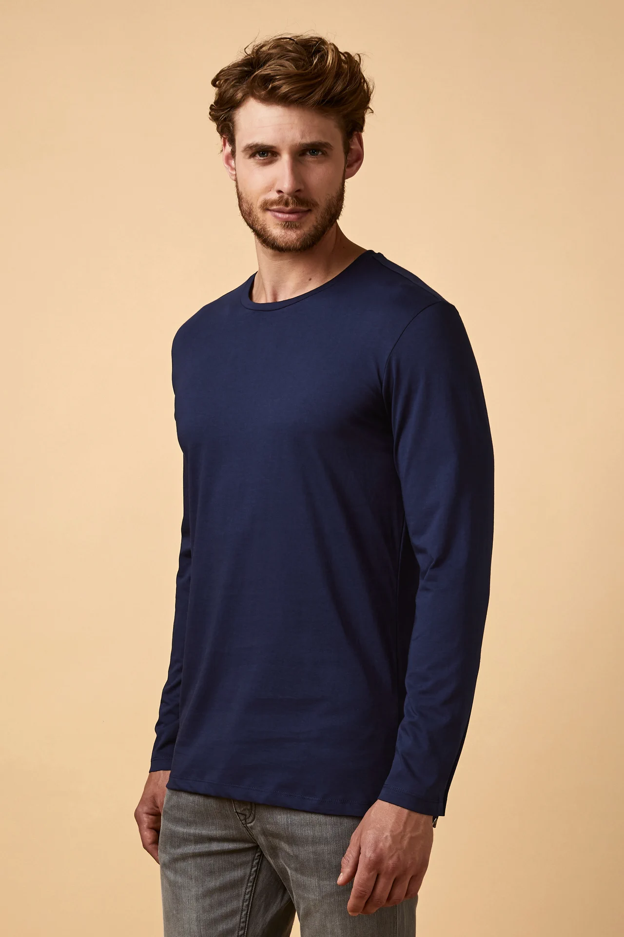 promodoro-1465-mens-roundneck-t-shirt-long-sleeve-frenchnavy-model-0 Promodoro X.O Men´s Roundneck T-Shirt Long Sleeve