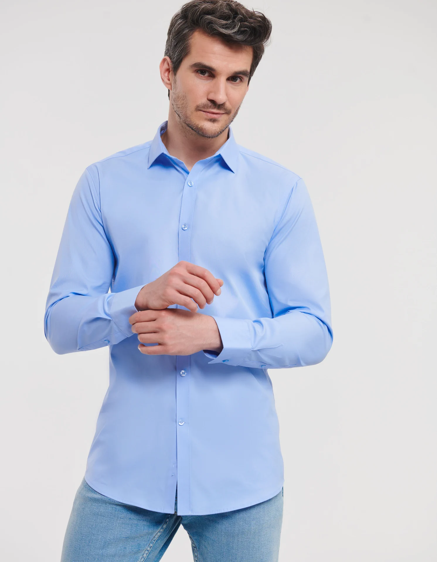 russell-r960m-mens-ls-ultimate-stretch-shirt-brightsky-model-1 Russell Men's Long Sleeve Ultimate Stretch Shirt