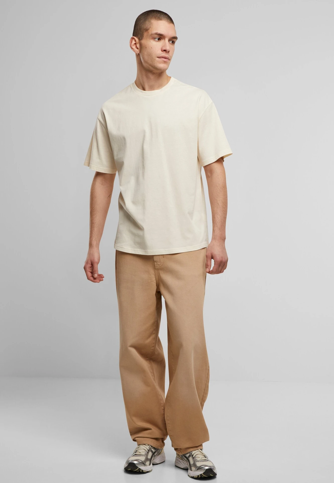 Build Your Brand Light Basic Loose Tee