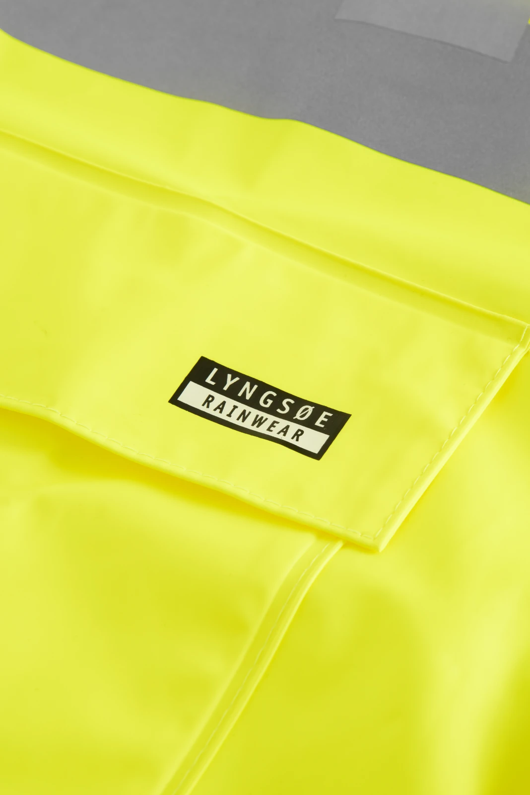 lyngsoe-fr-lr55-rws-flammhemmende-hi-vis-regenjacke-leuchtgelb-detail-6 Lyngsøe FR-LR55-RWS Flammhemmende Hi-Vis Regenjacke