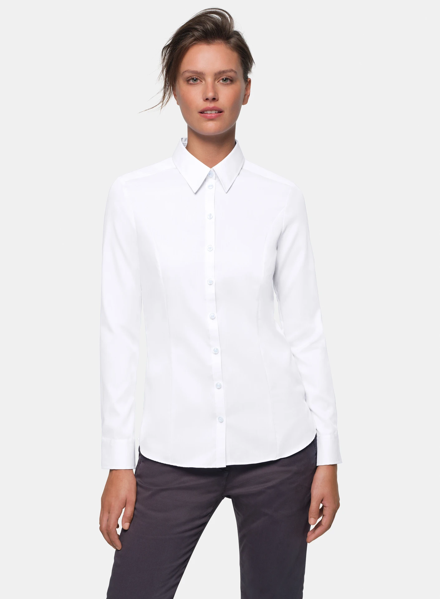 hakro-106-bluse-business-weiss-model-0 HAKRO Bluse 1/1 Arm 106 Business