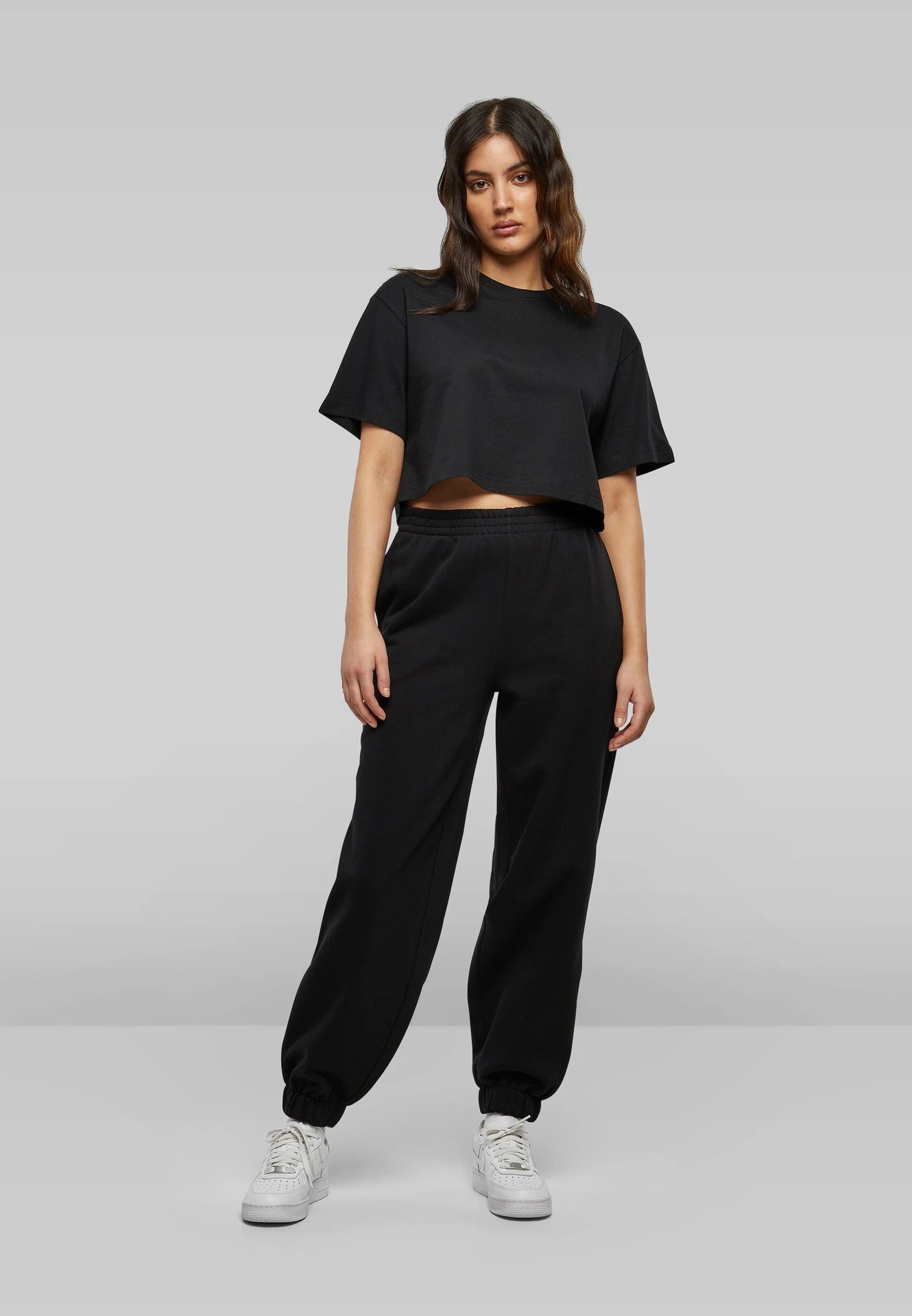BYB-BY265-ladies-high-waist-ballon-sweat-pants-black-model-3 Build Your Brand Ladies High Waist Ballon Sweat Pants