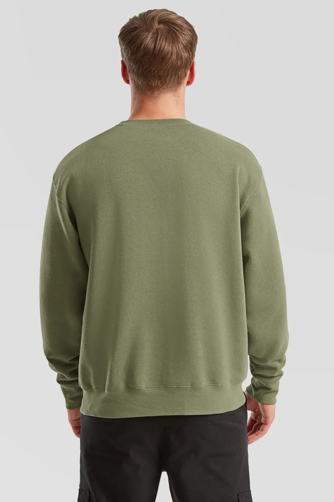 fruit-of-the-loom-62-154-0-premium-set-in-sweatshirt-classicolive-model-2 F.O.L. Premium Set-In Sweat