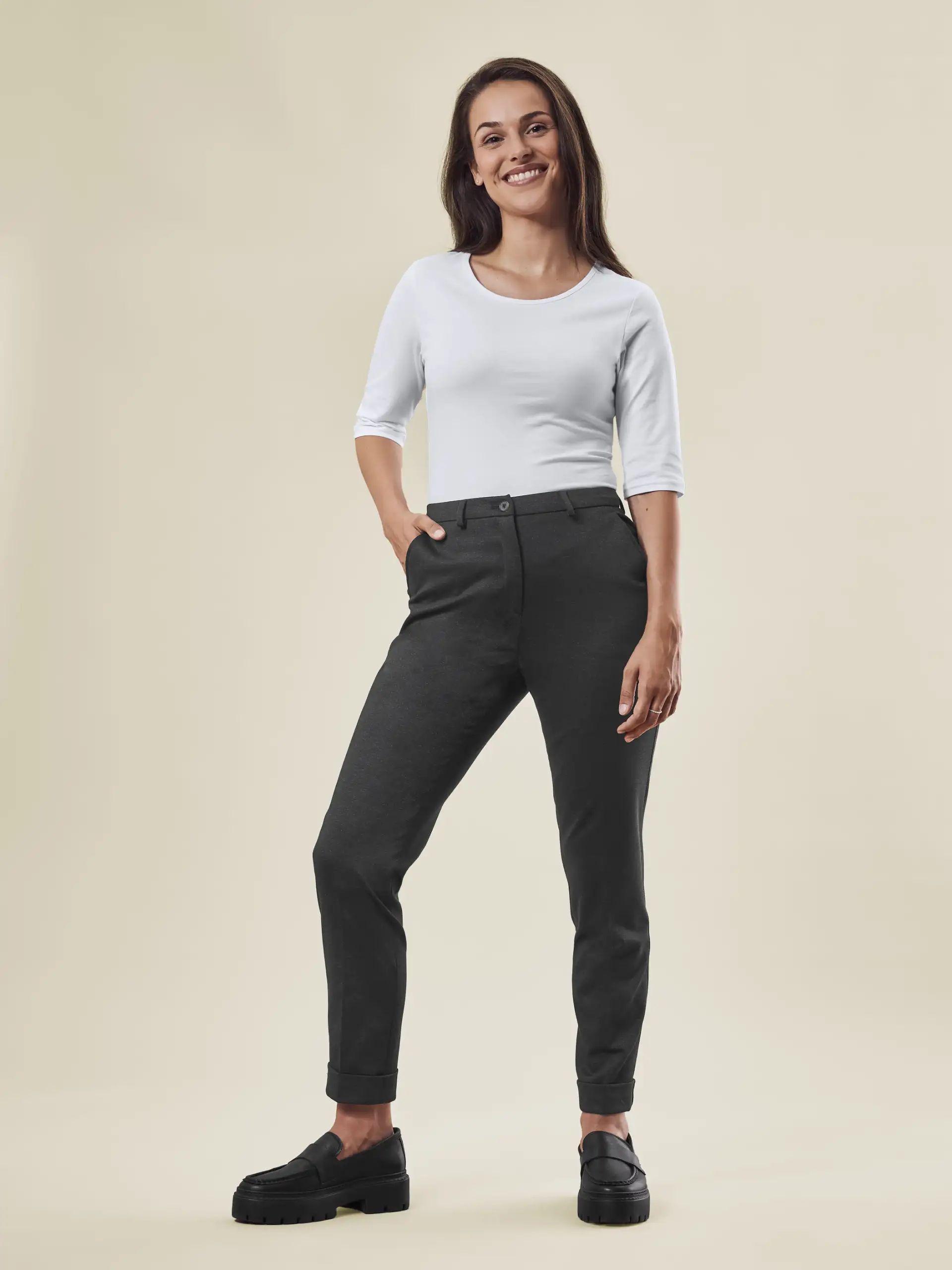 greiff-1385-damen-jerseyhose-rf_2125_anthrazit-meliert-model-1 GREIFF Damen Jerseyhose CASUAL Regular Fit