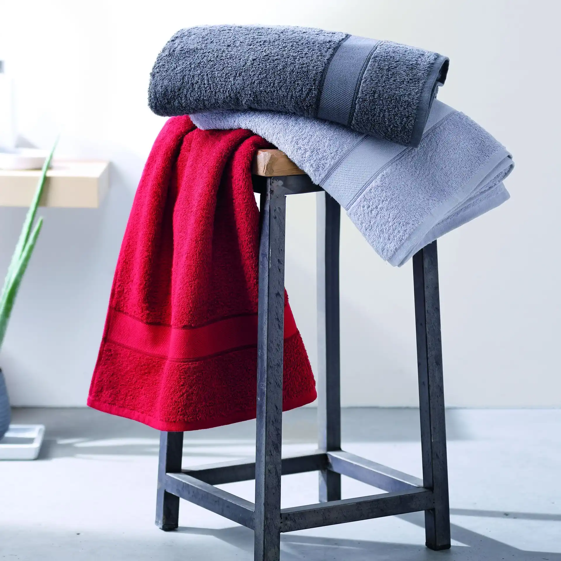 daiber-mb443-bath-towel-model-0 myrtle beach Bath Towel