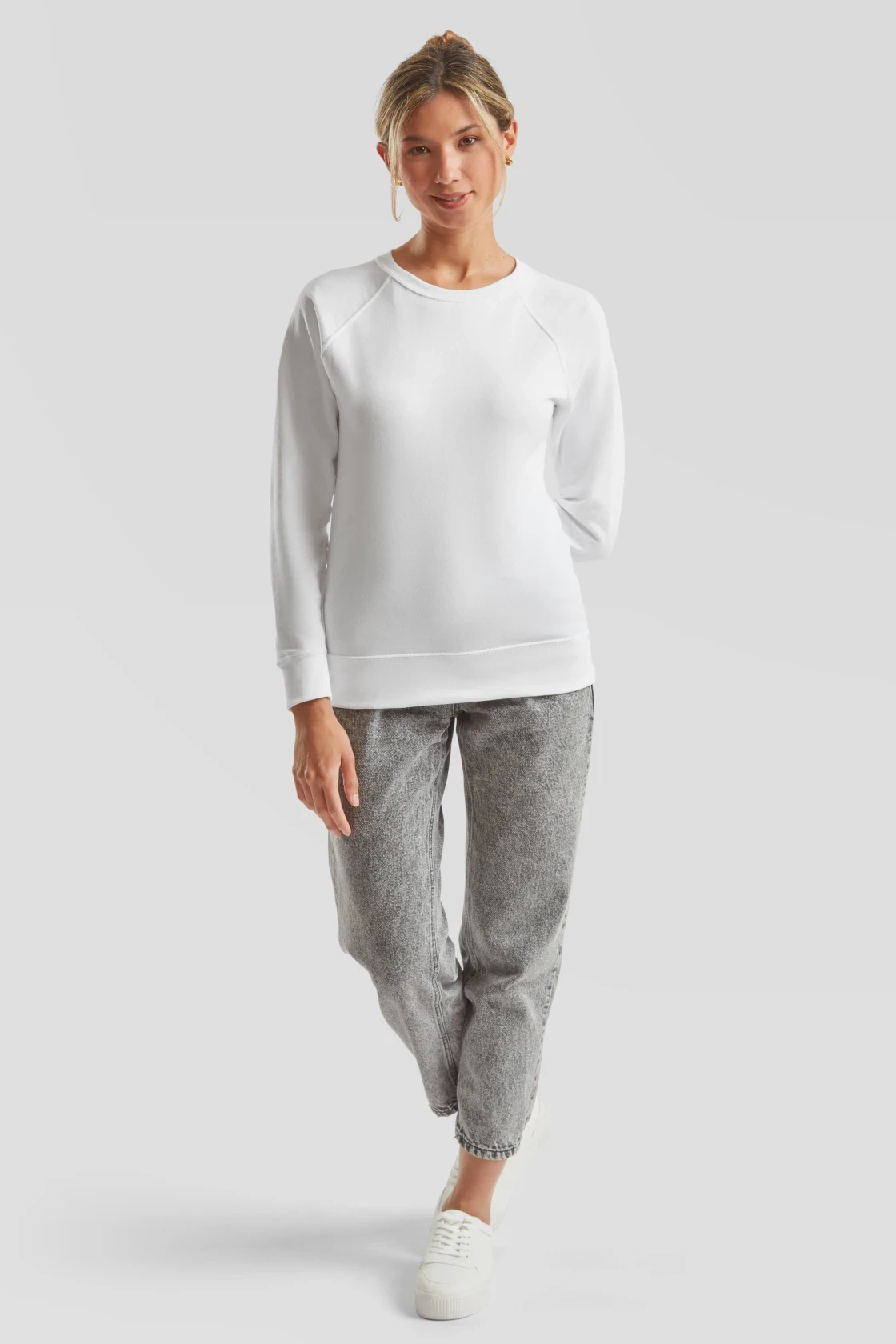 fruit-of-the-loom-62-146-0-ladies-lightweight-raglan-sweatshirt-white-model-3 F.O.L. Lady-Fit LW Raglan Sweat