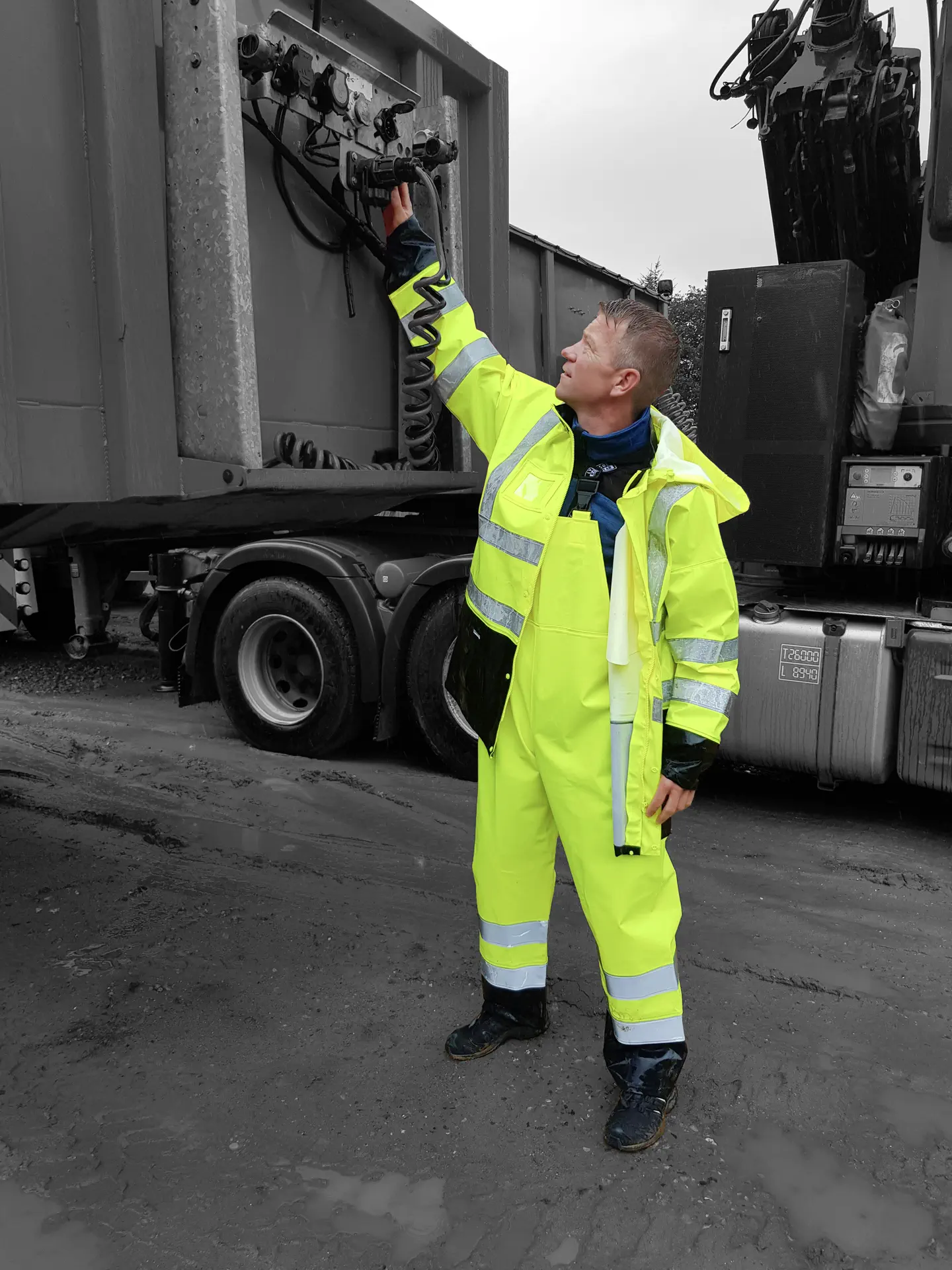 lyngsoe-fr-lr6029-flammhemmende-hi-vis-regenlatzhose-leuchtgelb-navy-mod-4 Lyngsøe FR-LR6029 Flammhemmende Hi-Vis Regenlatzhose