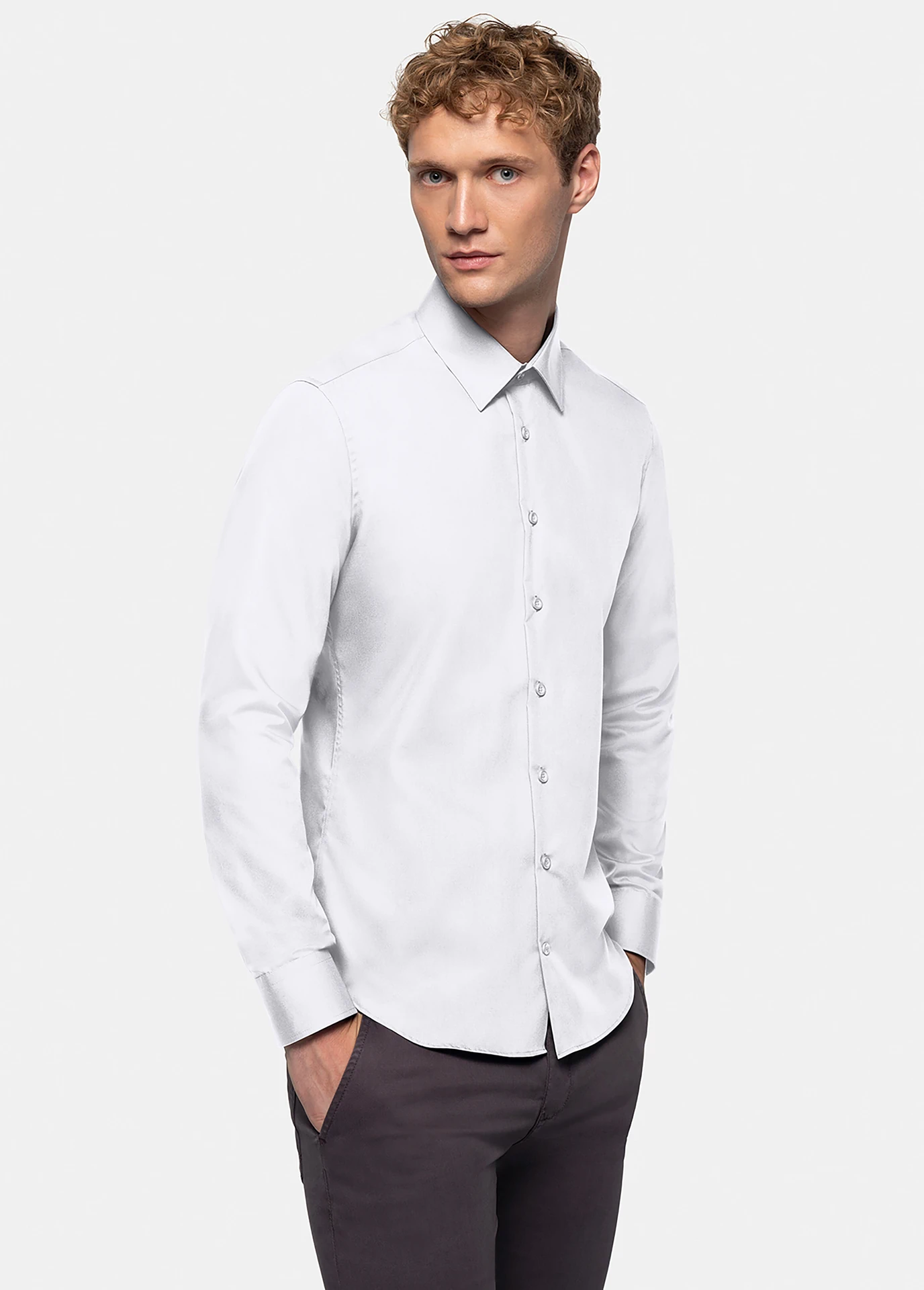 hakro-105-hemd-business-regular-weiss-model-0 HAKRO Hemd 1/1 Arm 105 Business-Tailored