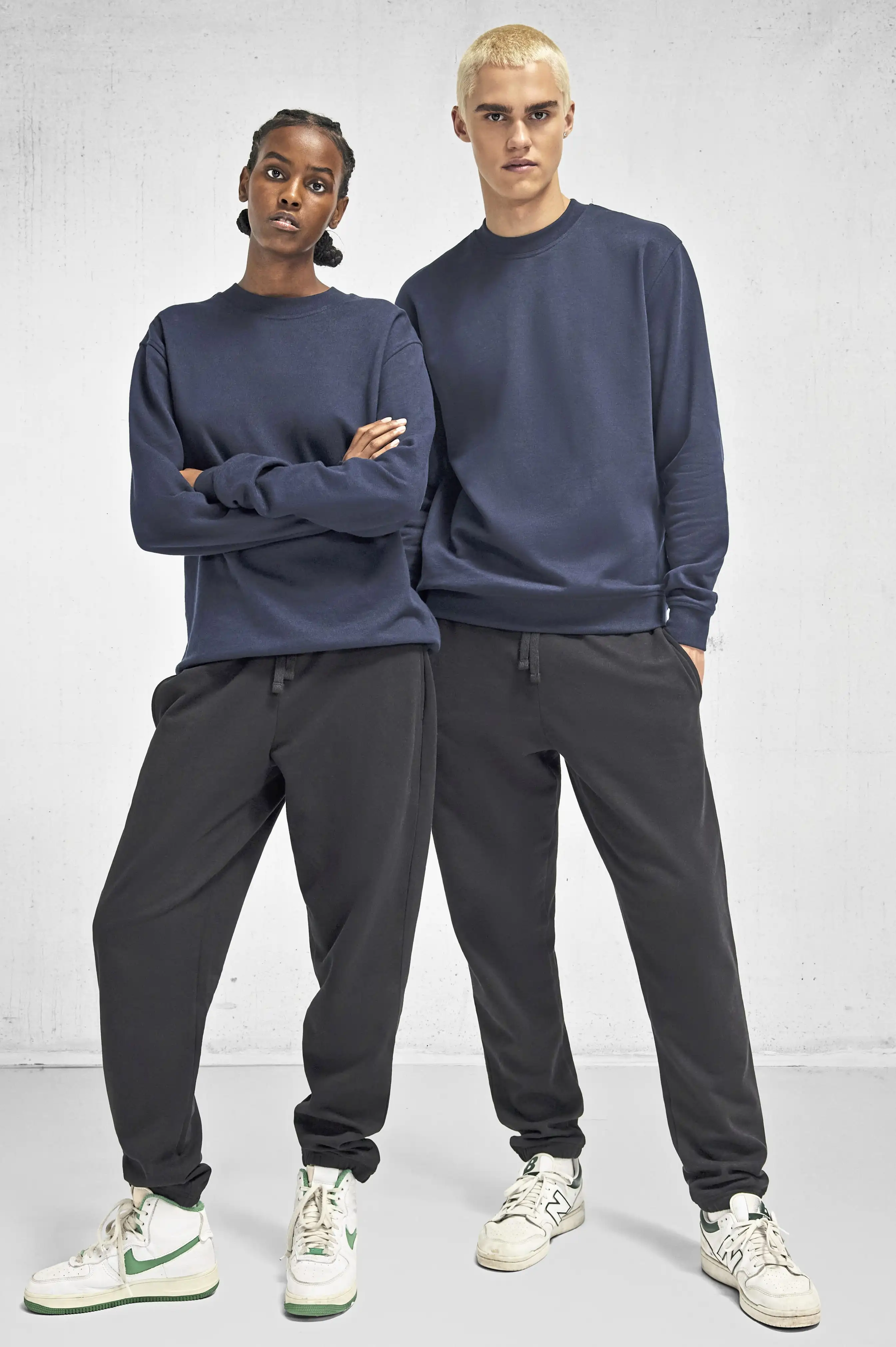 bc-bg001-id000-sweatpant-model-1 B&C ID.000 Sweatpant