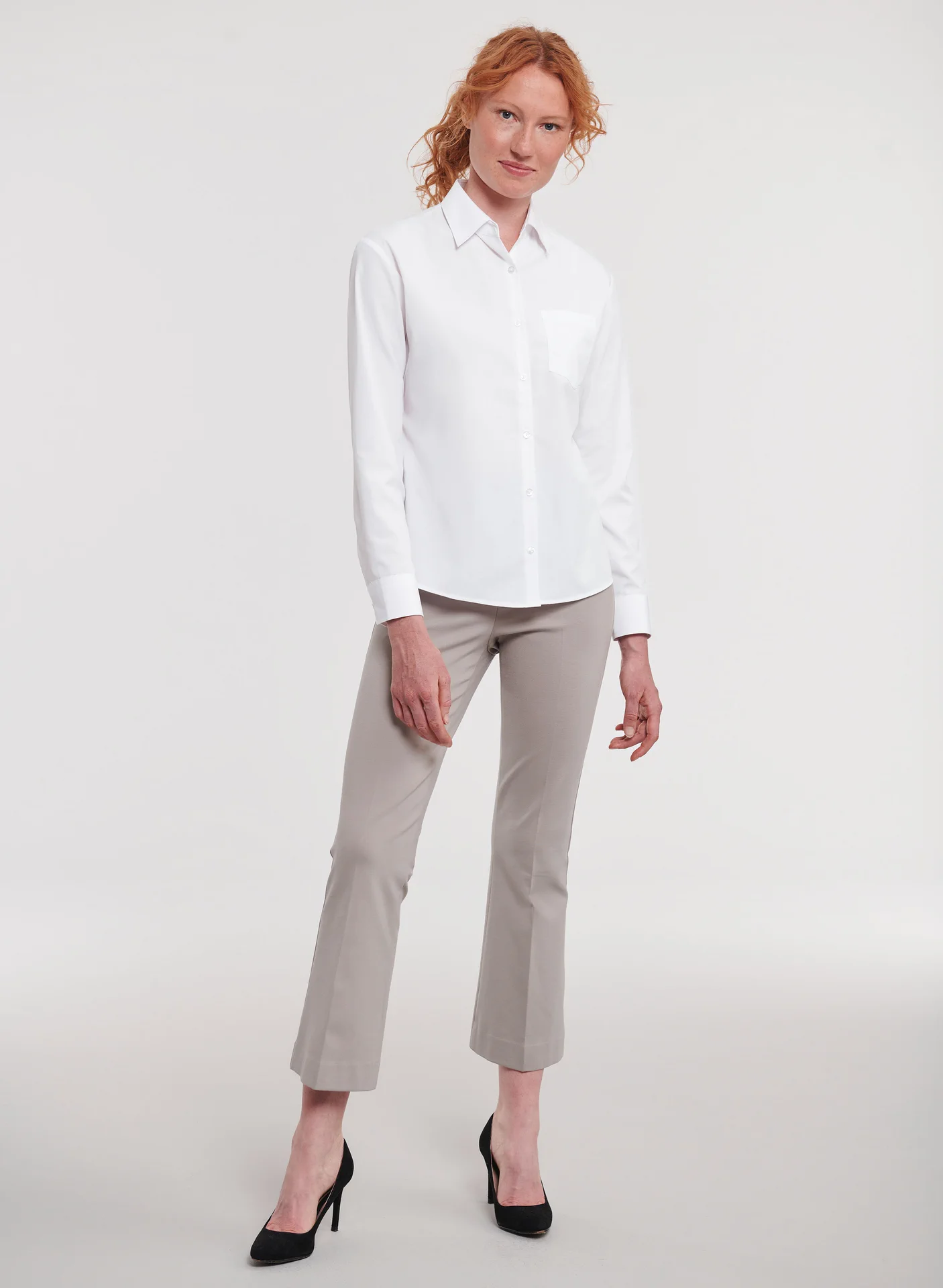 russell-r934f-ladies-ls-poly-cotton-easy-care-poplin-shirt-white-model-1 Russell Ladies Long Sleeve Polycotton Easy Care Poplin Shirt