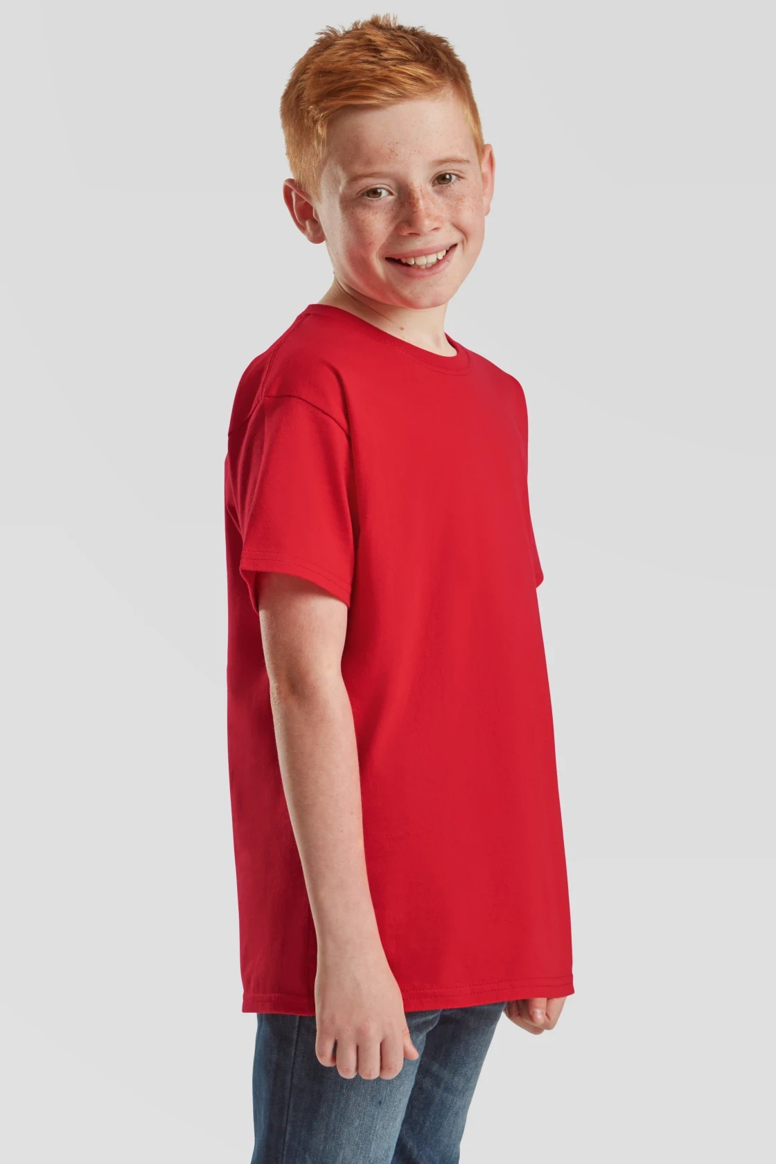 fruit-of-the-loom-61-363-0-kids-iconic-195-t-shirt-red-model-1 F.O.L. Kids Iconic 195 T