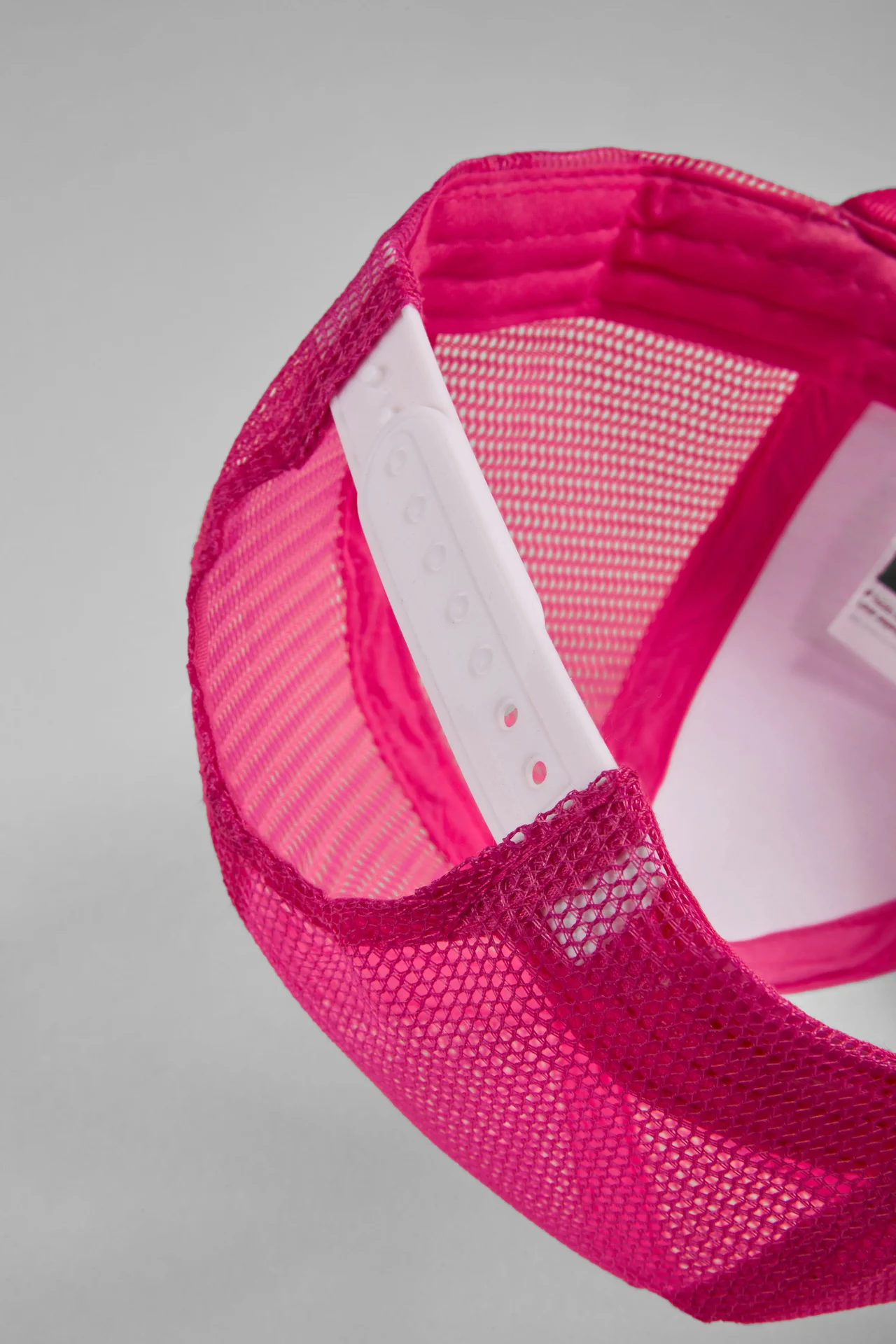 daiber-mb6635-pro-cap-mesh-6-panel-detail-8 daiber Pro Cap Mesh 6-Panel