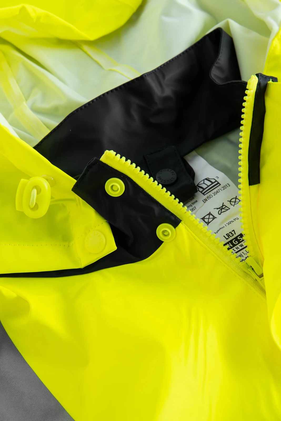 lyngsoe-lr37-hi-vis-regenjacke-leuchtgelb-navy-detail-5 Lyngsøe LR37 Hi-Vis Regenjacke
