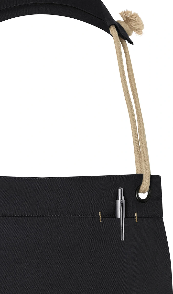 karlowsky-ls40-latzschuerze-new-nature-black-detail-7 KARLOWSKY Latzschürze New-Nature