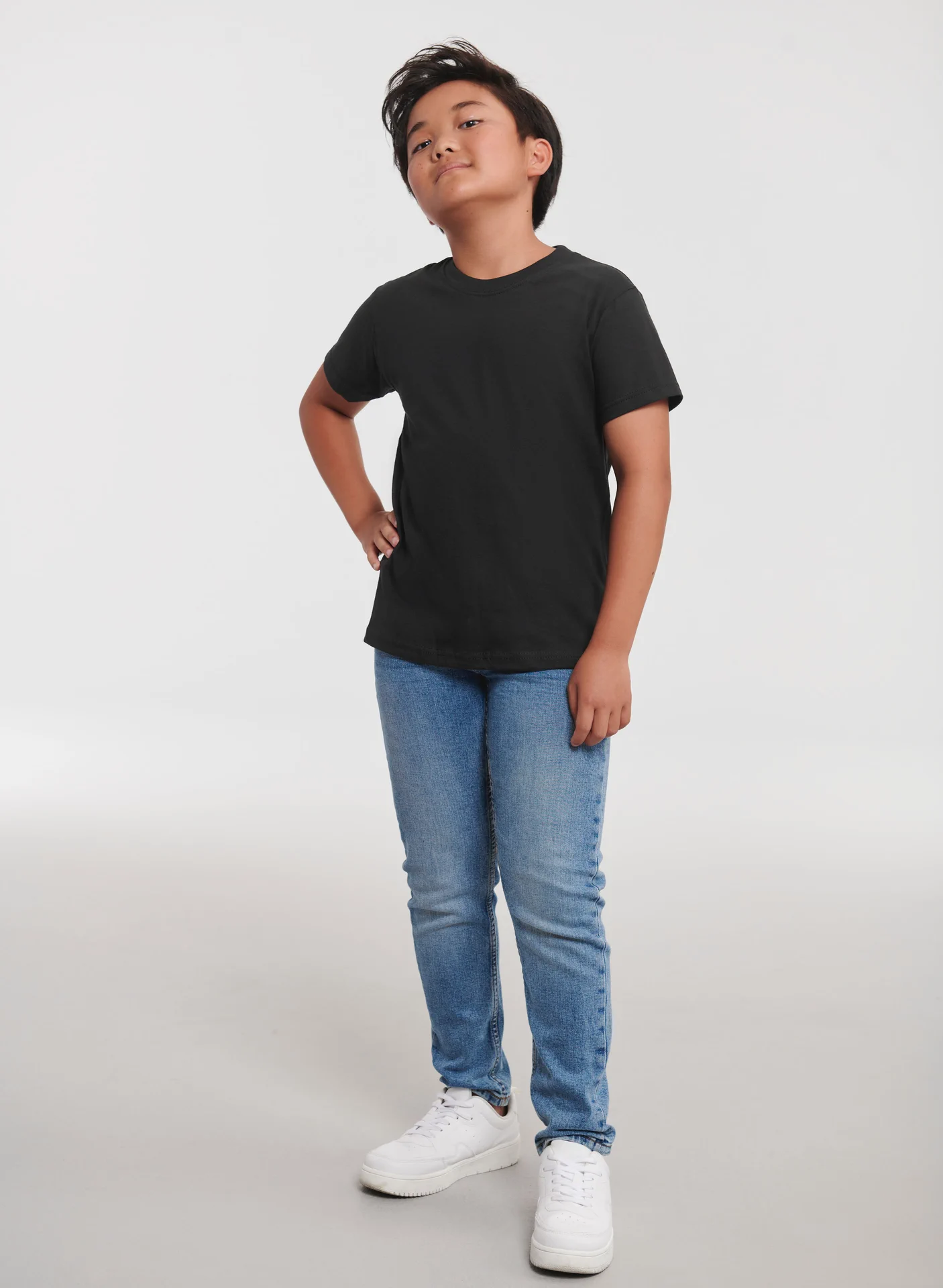 russell-r180b-kids-authentic-classic-t-shirt-black-model-2 Russell Children's Classic T-Shirt