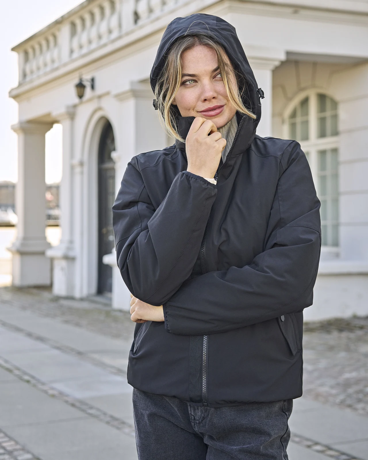 tee-jays-9605-womens-urban-adventure-jacket-black-model-0 Tee Jays Women's Urban Adventure Jacket