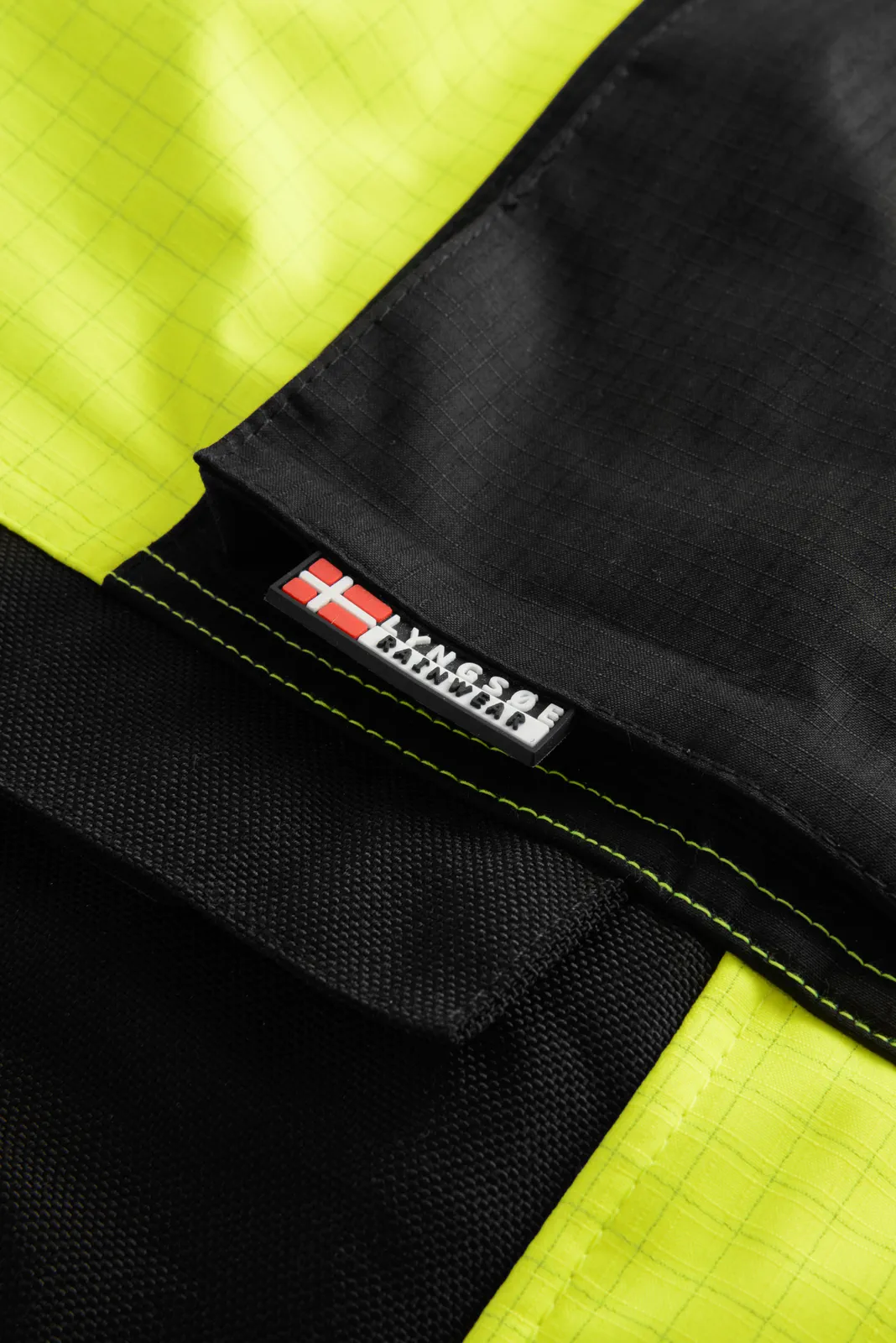 lyngsoe-arc-lr13052-multinorm-hi-vis-hose-mit-innenfutter-leuchtgelb-schwarz-detail-5 Lyngsøe ARC-LR13052 Multinorm Hi-Vis Hose mit Innenfutter