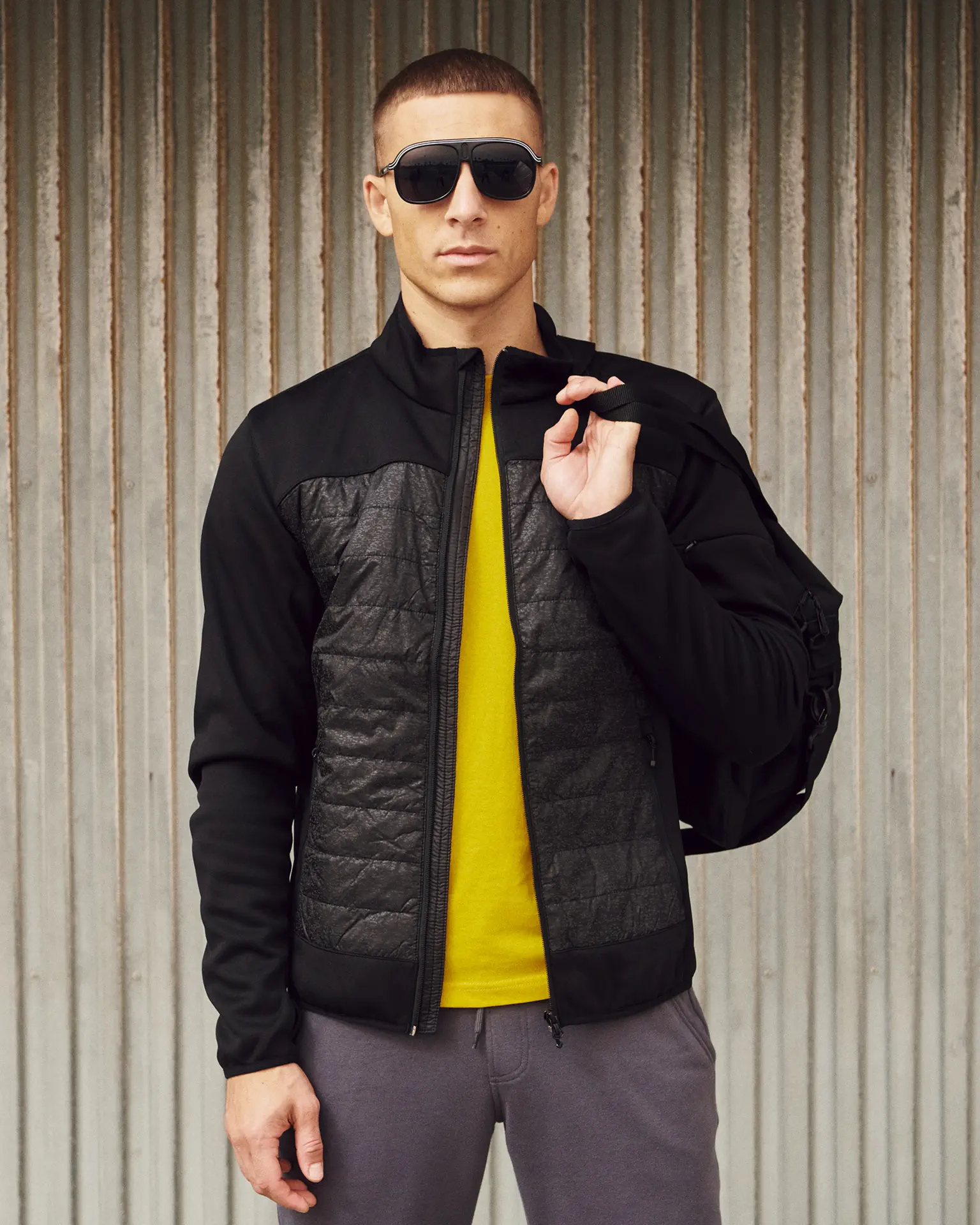 clique-020933-custer-jacket-men-model-0 CLIQUE Reflektierende Herren Hybrid Jacke